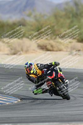 media/Nov-16-2025-Race Pace (Sun) [[8c5fa54630]]/Non Verified Riders (1st 20 Minutes)/2-Turn 10 (1010am)/